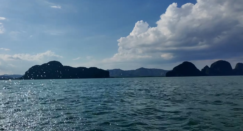 Le Phang Beach