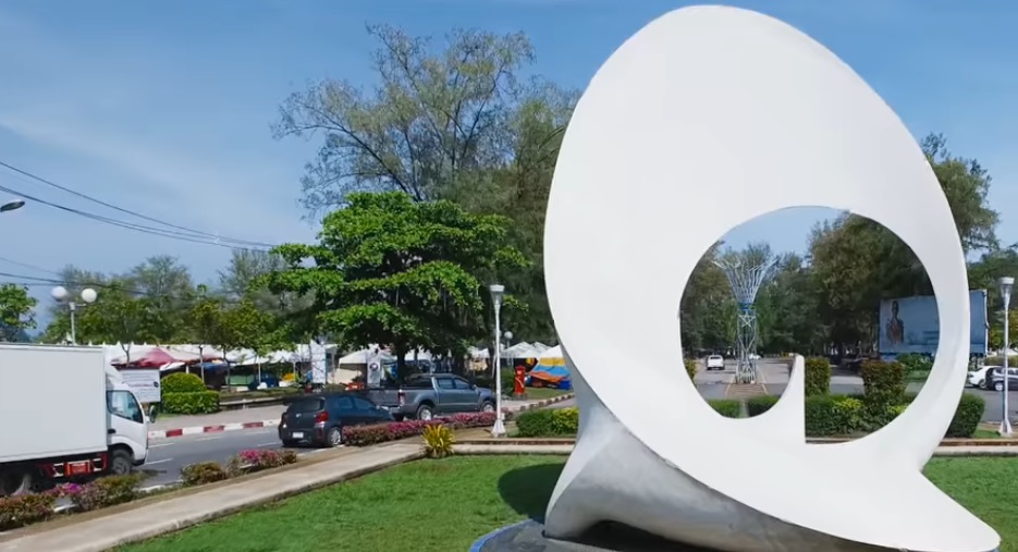 Saphan Hin Mining Monument